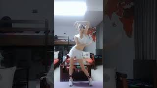 Đốt Calo Nhanh, Giảm Mỡ, Vòng Eo Săn Chắc Đón Tết Với Bài Aerobic Cực Phê Trên Youtube.