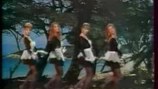 Les Cocogirls - Fais-Moi Du Chachacha 4