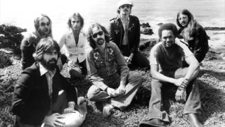 Watch Doobie Brothers Carry Me Away video