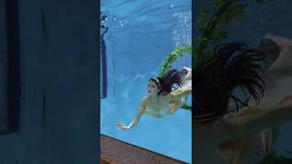 The Weather Is So Hot, I Just Want To Soak In The Water Mermaid Diving