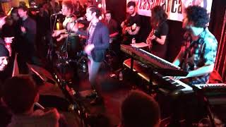 History of House - live dance music covers - Horny and Move your Feet