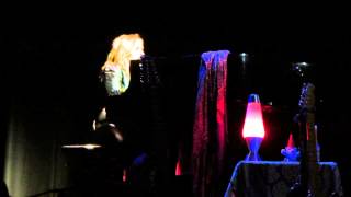 Watch Melissa Etheridge How Would I Know video