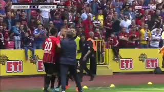 Yılmaz Vuralın Semih Gülere Hareketi Gündem Oldu.
