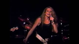 Watch Vonda Shepard Hold Out video