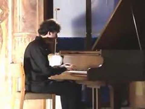 Vadim Chaimovich plays Rachmaninov's prelude op. 32 no.