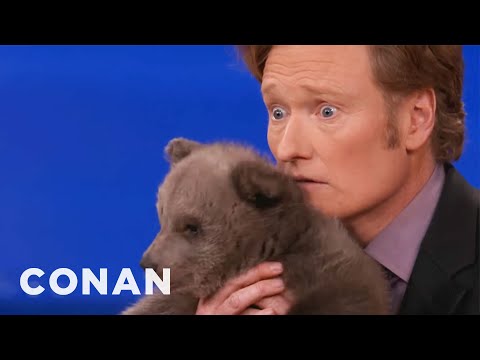 Nick Offerman Reads Tweets From Young Female Celebrities - CONAN on 