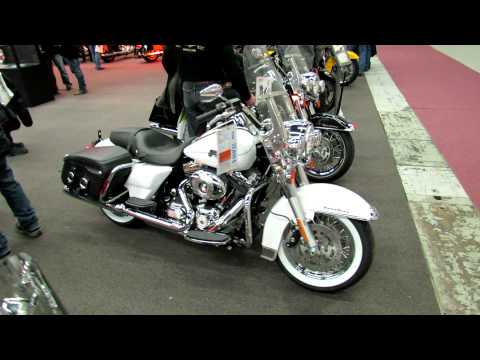 Acura Reviews on 2013 Flhrse5 Harley Davidson Screamin  Eagle Road King Cvo