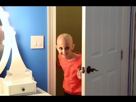 talia-castellanos-bedroom-beauty-makeover-room-tour-with-rebecca-robeson.html