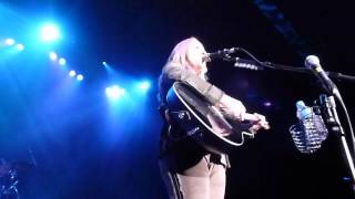 Watch Melissa Etheridge The Heart Of A Woman video