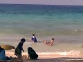 image Mandi Di Laut Pantai Sumur Tiga Sabang Aceh