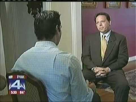 Fox News Report: Southwest Airlines Bumps Flier for Overweight Teen Fox News Report: Southwest Airlines Bumps Flier for Overweight Teen
