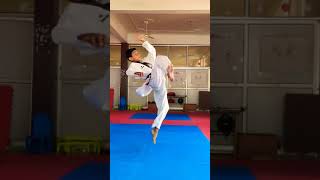 360 KICK | TAEKWONDO 🥋 #taekwondo #martialarts #practice #kicks #workout #fight 
