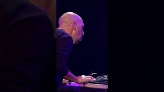 Jordan Rudess & Mike Portnoy - Keyboard/Drum Solo!