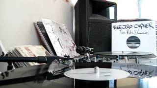 Watch Electro Cypher Une Autre Dimension video