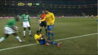0MMZOORDrAA Video Image