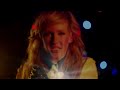 Ellie Goulding - Lights klip izle
