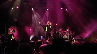 Cliff's Edge (Live) - Hayley Kiyoko