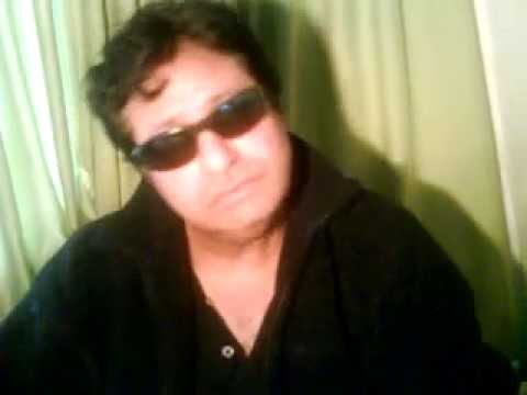 Gunguna Rahe Hein Bhanwre Khil Rahi Hai Kali Kali