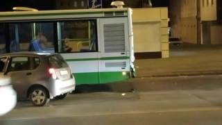 Видео Авария в Ростове на дону пер нахичеванский с большой садовой от Александр Скирмонт, Нахичеванский переулок, Ростов-на-Дону, Россия