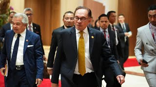 Премьер-Министр Малайзии Прибыл В Кыргызстан