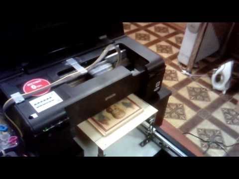 Планшетный принтер для печати на твердых поверхностях