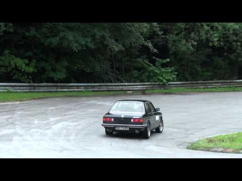 M Pleciak BMW E21 323i