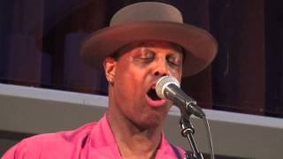 Watch Eric Bibb Kokomo video