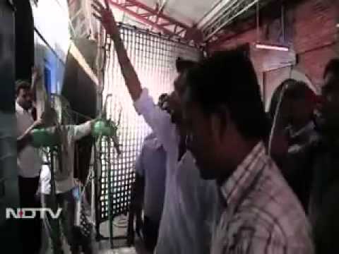 Making of Dhanushs Anthem For Sachin TendulkarFILM REELS.FLV