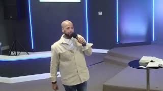 FAITH IN THE MIDDLE // Pastor John Williams // 01-29-23