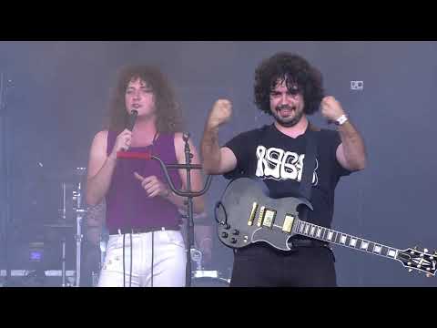 Derby Motoreta´s Burrito Kachimba plays El Salto del Gitano at Primavera Sound Derby Motoreta´s Burrito Kachimba plays El Salto del Gitano at Primavera Sound