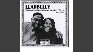 Watch Leadbelly Meeting At The Building video