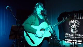 Watch Emmylou Harris If I Could Be There video