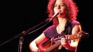 Watch Claire Joseph La Vie Ne Suffit Pas video