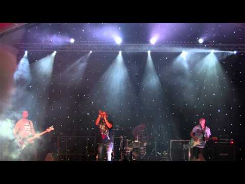 Feet On The Ground - The Flex | At the Phoenix Festival in Cirencester | HeatsProductions