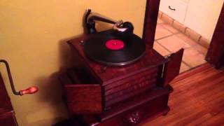 Watch Gene Autry Tumbling Tumbleweeds video