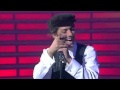 i dialetti di Fiorello poi canta con Giorgia