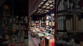 Une Gare Transformée En Restaurant