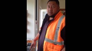 eYES Guy - Dons hilarious spelling mistake - New Zealand