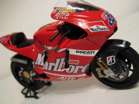 adriana stoner 2009. 1/12 DUCATI DESMO16 GP7 CASEY STONER MOTOGP 2007 Champ