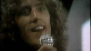 Watch Roger Daltrey Near To Surrender video