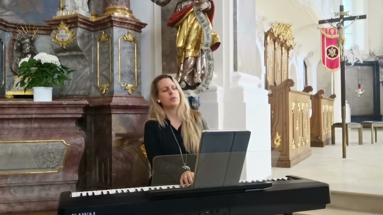 Sandra Schniederjan SOLO