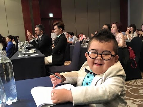 Những khoảnh khắc siêu đáng yêu của bé Ku Tin | Thiên Thần Showbiz Những khoảnh khắc siêu đáng yêu của bé Ku Tin | Thiên Thần Showbiz