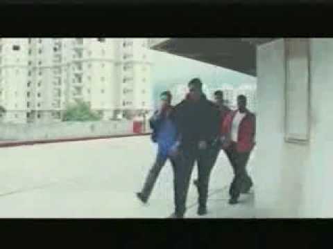 Maddys Walking style in Movie RHTDM