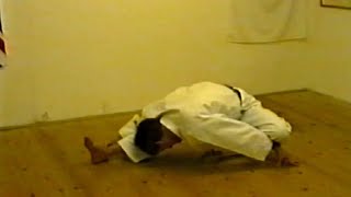 Warm Up Stretching and Strengthening Exercises - Sensei Dave Kershaw (1990)