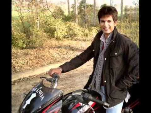 humko aaj kal hai intzaar
