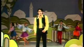 Watch Bj Thomas Raindrops Keep Fallin On My Head video
