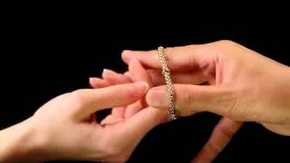 Fope - Flex'it, gold made smooth and stretchable.