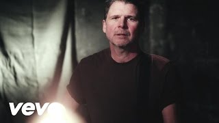 Watch Chris Knight In The Mean Time video