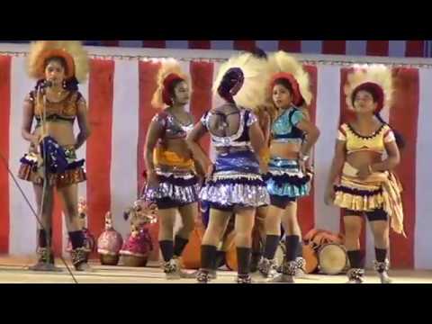 karakattam Hot Dance karakattam very hot tirunelveli village...