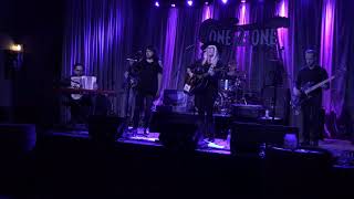 Watch Eliza Gilkyson Not Lonely video